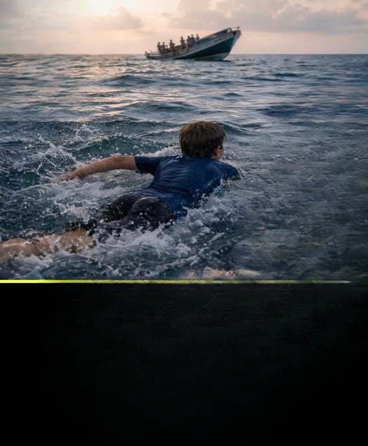 Four Hours Alone in the Ocean: How a 13-Year-Old’s Courage Saved His Family